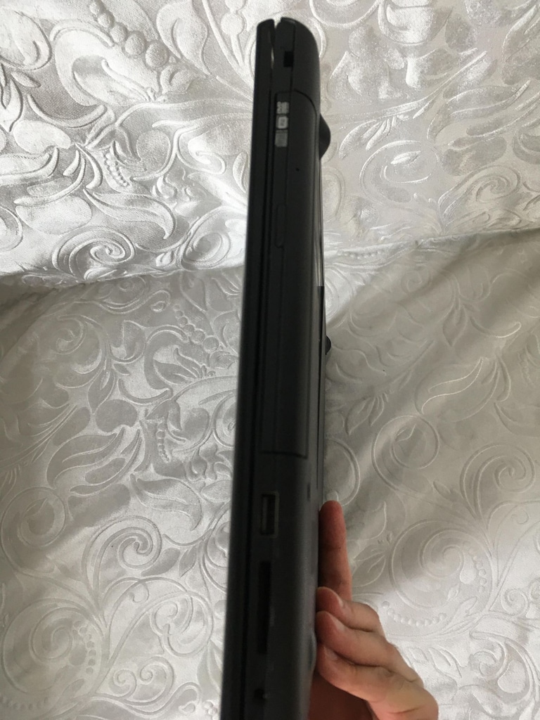 LENOVO Laptop Z50-75 AMD A10 işlemci, R6 Ekran Kartı, 4gb ram, ssd - 5