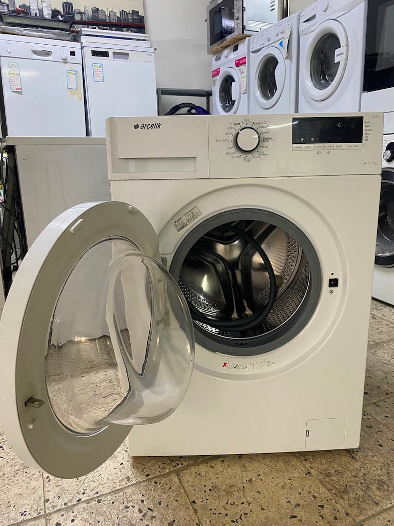 2. EL ARÇELIK MARKA 7 KG ÇAMAŞIR MAKINESI - 7