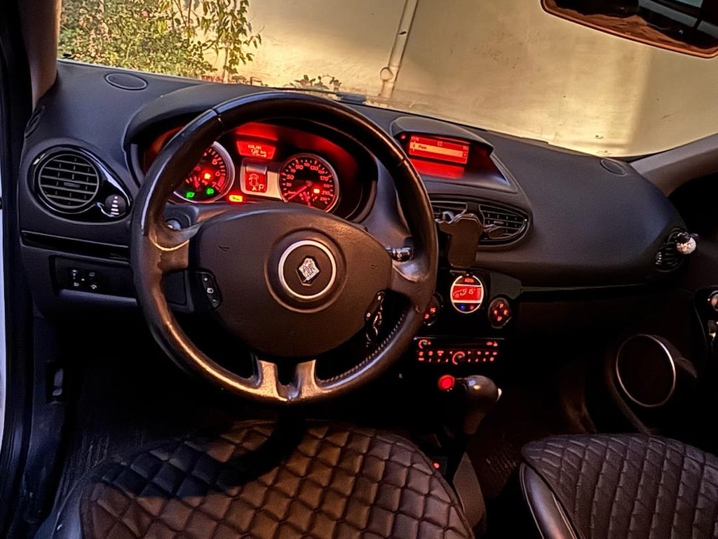 Renault Clio Night Day 2012 - 5