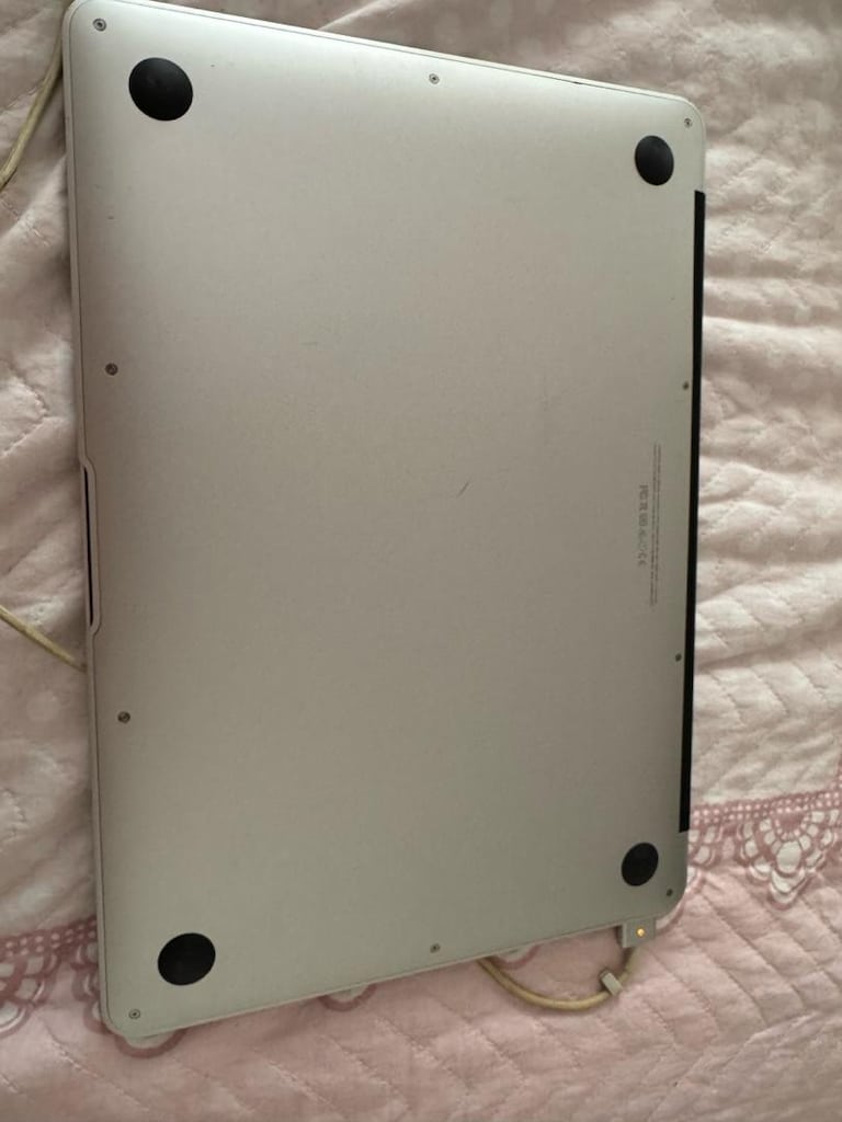 MacBook - 3
