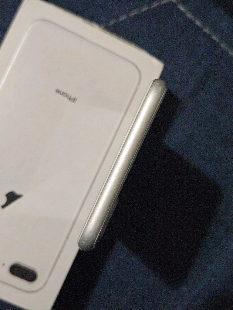 İphone 8 plus 64 gb gümüş - 2