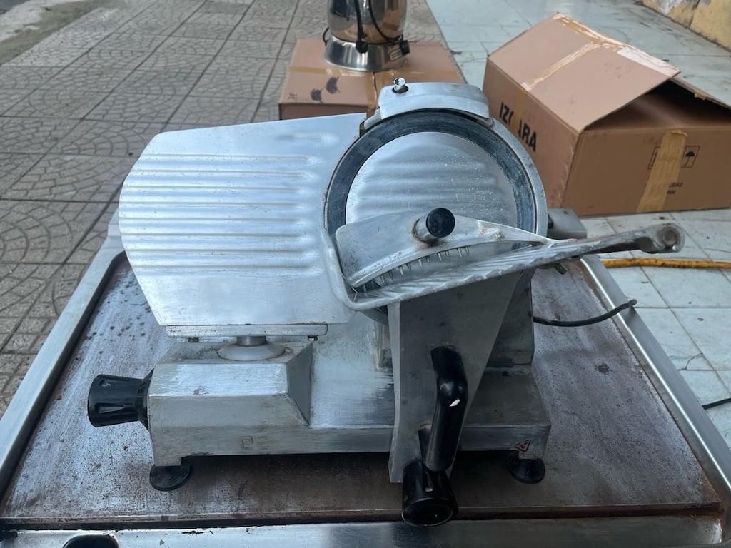 STİLEA 22CM SALAM KESME GIDA DİLİMLEME SLİCER - 2