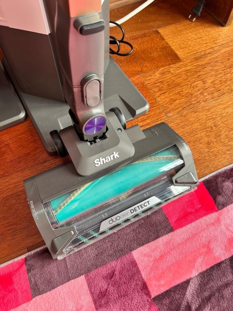 SHARK POWERDETECT CLEAN&EMPTY - 3