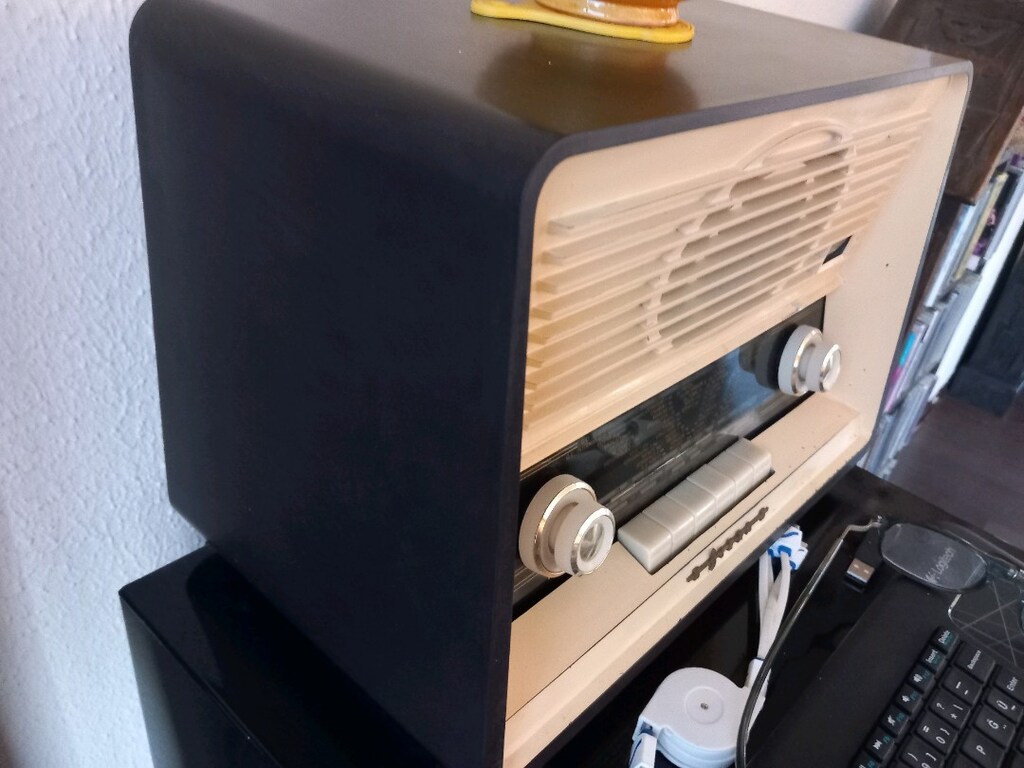 SIERRA RADYO - 2