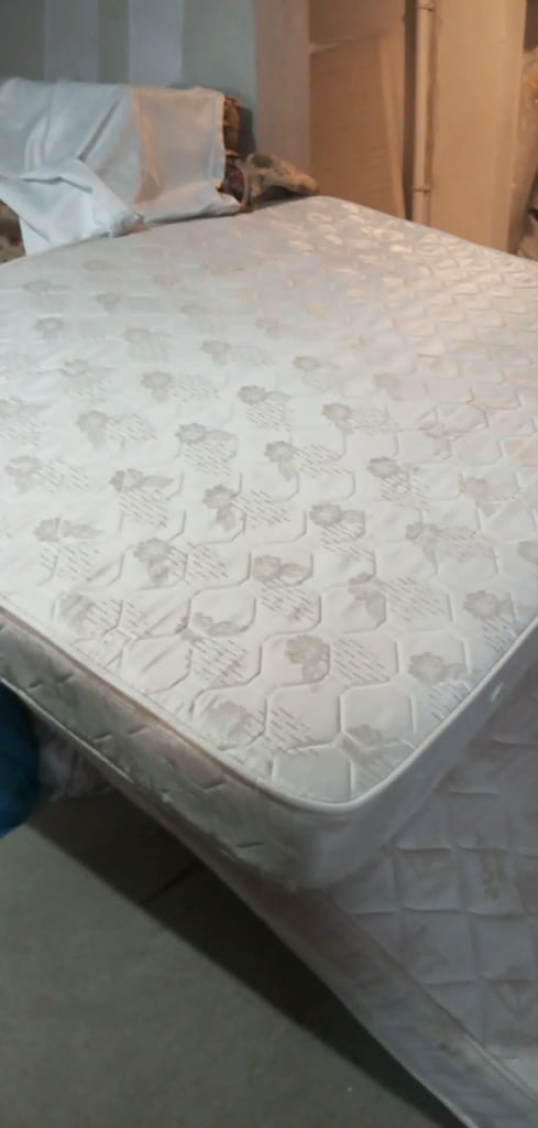 ÇİFT KİŞİLİK YATAK TEMİZ KULLANIŞLI 150X200CM EBADINDA PAZARLIKSIZ - 3
