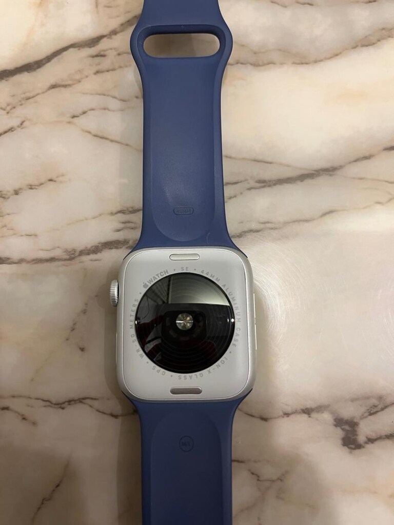 Apple Watch SE 2.Nesil 44 MM Silver - 4