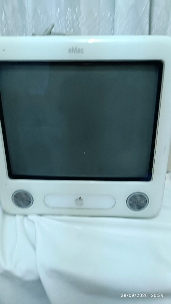 Apple Emac 2004 - Dekorluk Çalışmıyor - 2