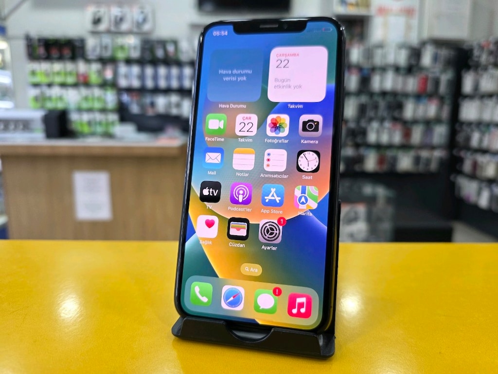iPhone X 64GB. Tertemiz ve Sorunsuz. Pil:100 - 2