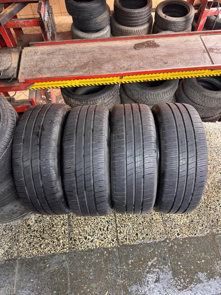 205 55 16 yazlık Goodyear 1000 km yol yaptı sıfır ayarında tarıh 2025 - 11