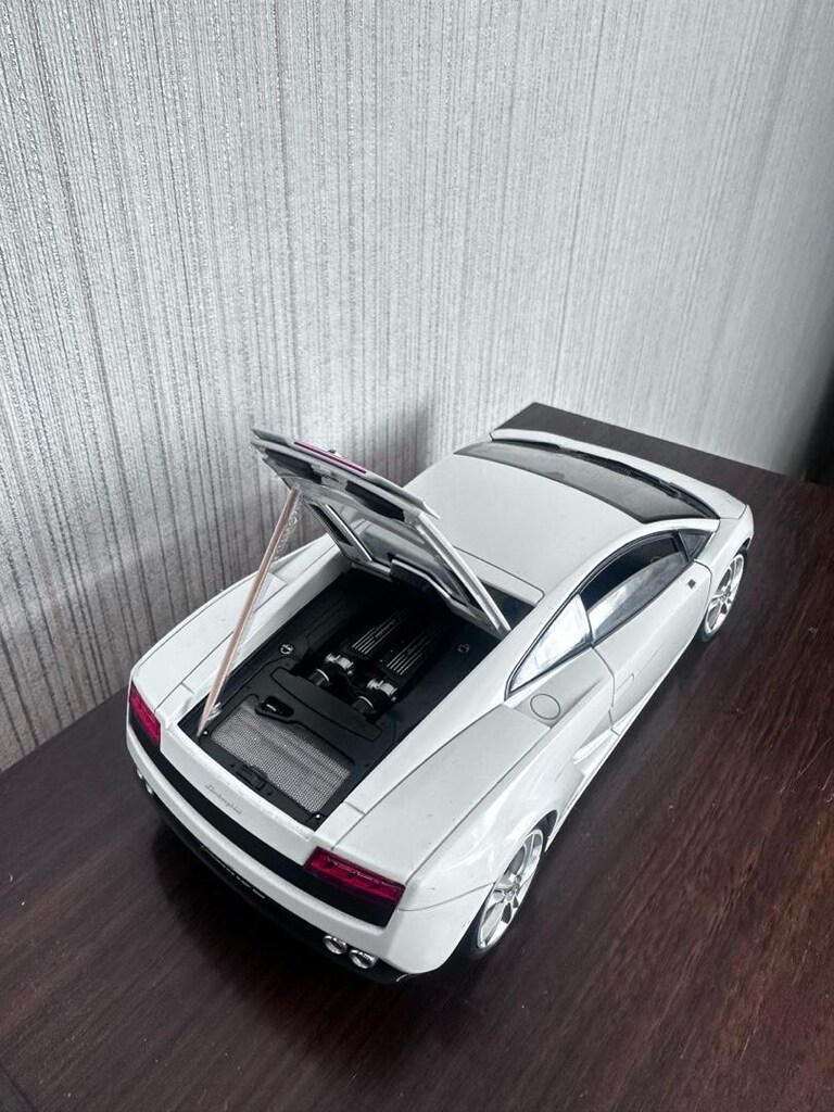 1:18 seçme model araçlar - 15