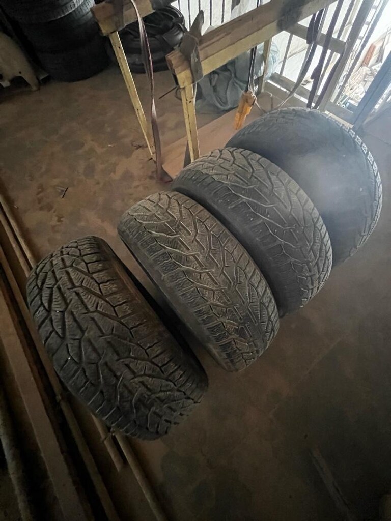 205 55 R16 4 adet lastik takımı - 2