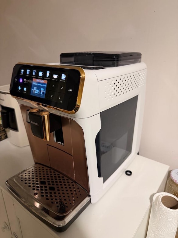 PHILIPS EP5443/70 Tam Otomatik Espresso Makinesi - 5