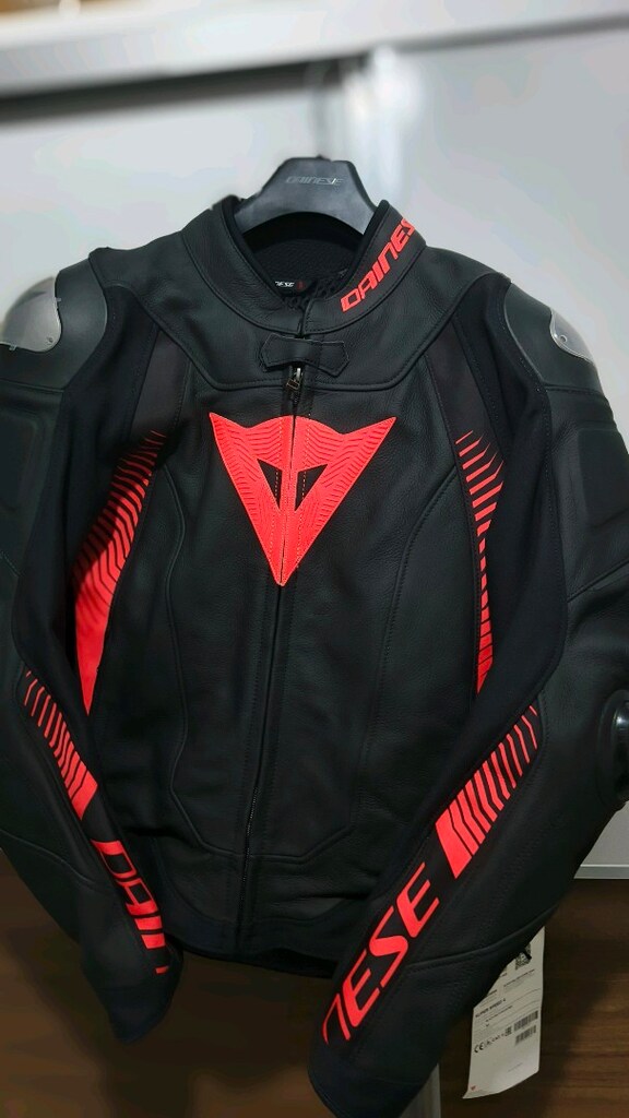 deri mont dainese - 10