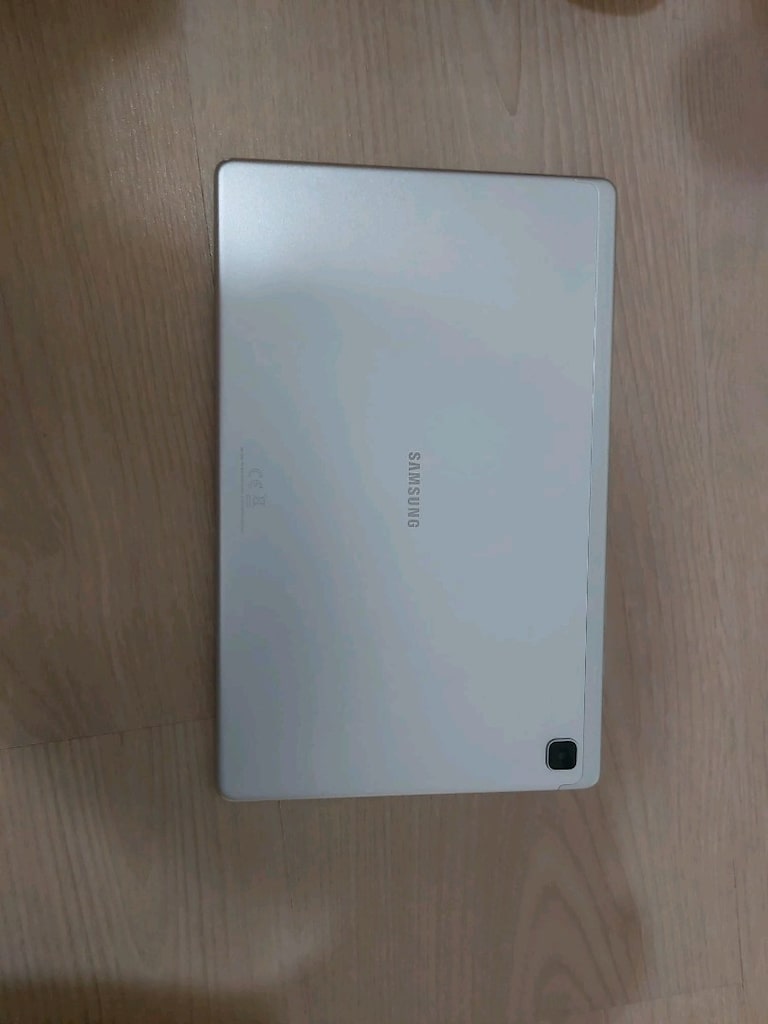 Samsung SM-T500 10,4 inç Tablet - 4