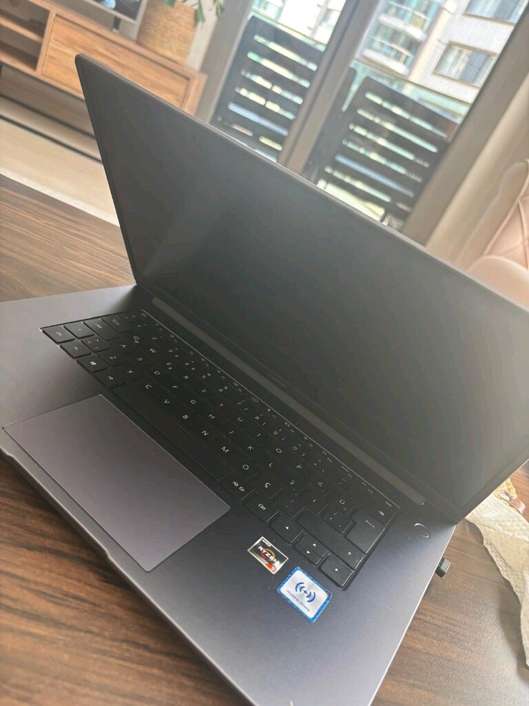 Temiz Huawei MateBook D15 | Ryzen 5 3500U | 8GB RAM | Metal Kasa - 2