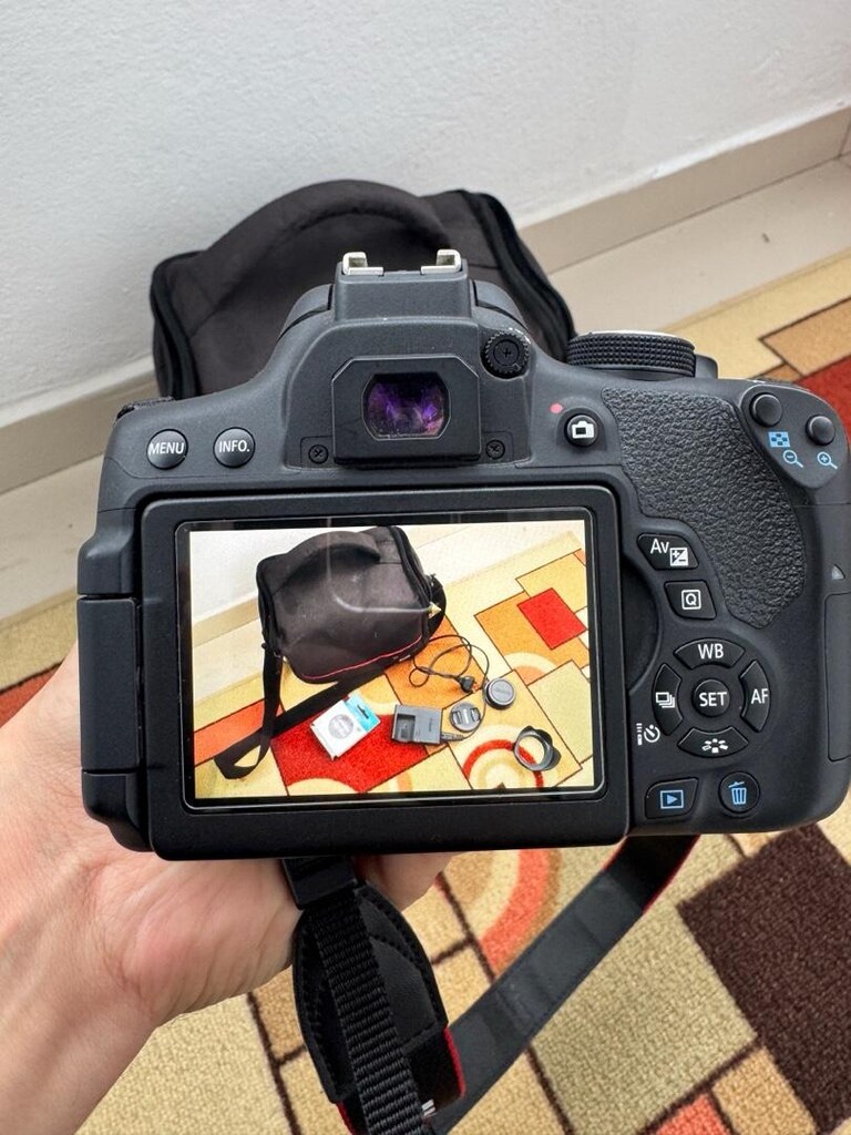 CANON 750D + 18-55 IS STM | TERTEMİZ | SORUNSUZ FOTOĞRAF MAKİNESİ - 3