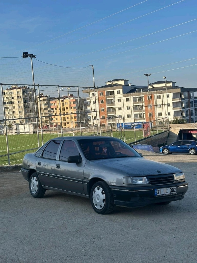 KURUŞ MASRAFSIZ 91 MODEL VECTRA A 1.6 GLS - BASKI BALATA, AKÜ, SIFIR - 2