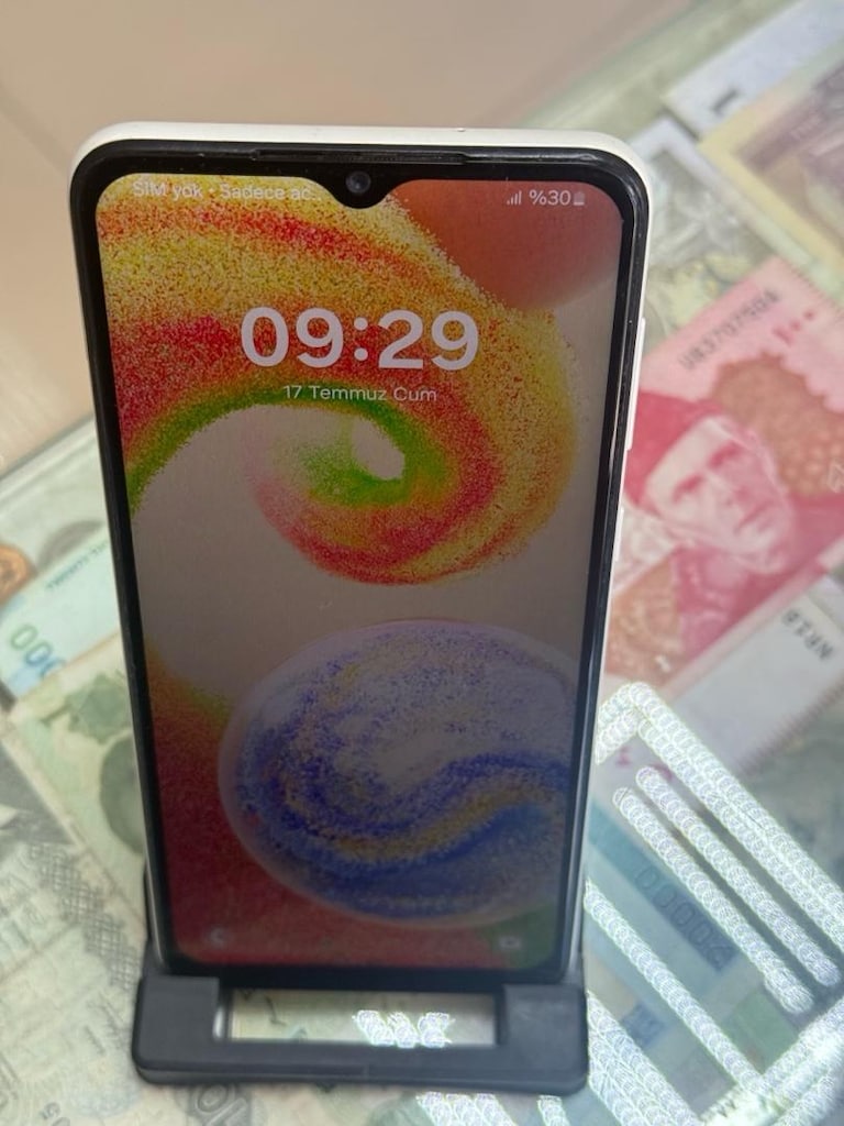 Samsung A04 128/4gb - 8