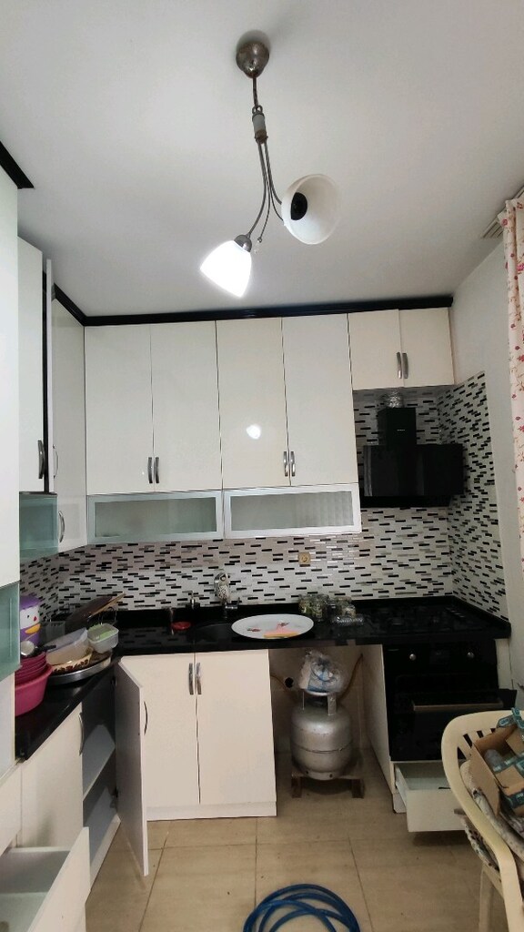 TEMİZ KULLANILMIŞ MUTFAK DOLABI - 2