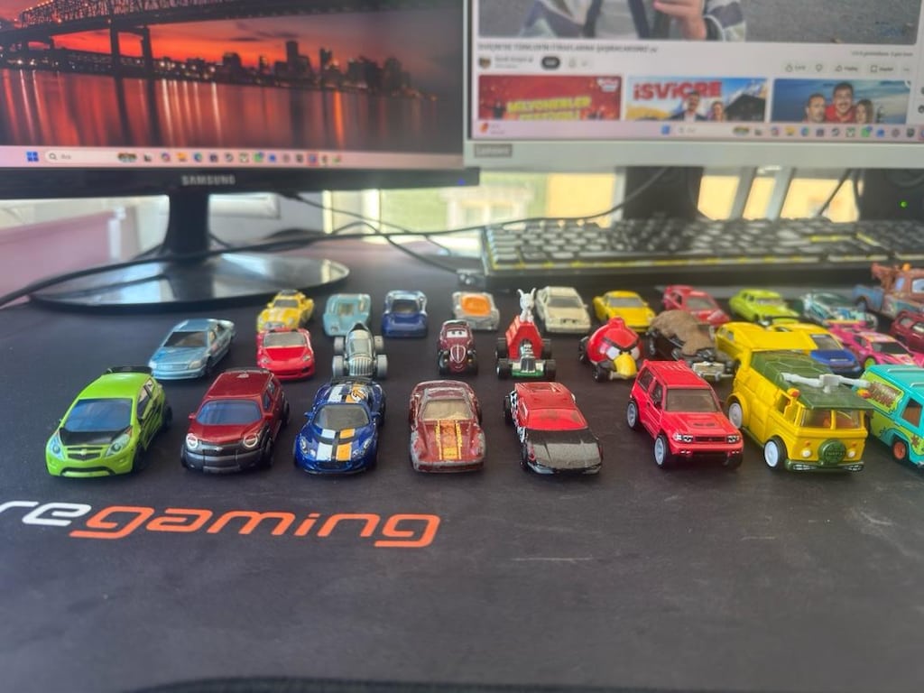 hot wheels koleksiyonum satılıktır tek tek veya toplu fiyat sorunuz - 2