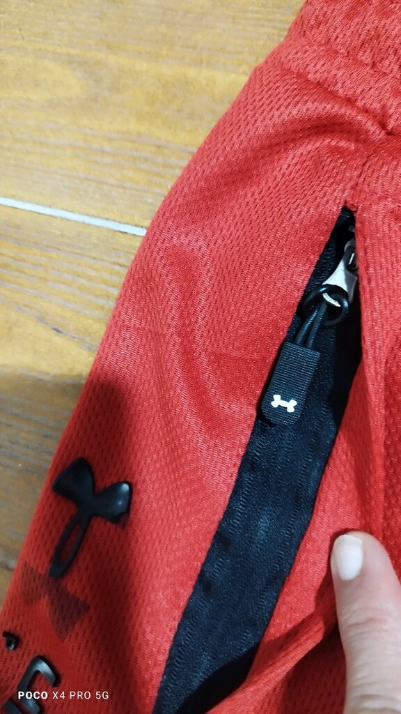 #Under Armour likralı şort..İpi yok, yan yazıları az kusurlu.. - 3
