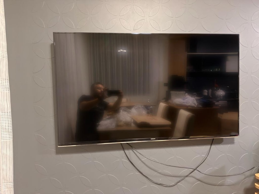 sorunsuz 145 ekran Samsung tv - 2