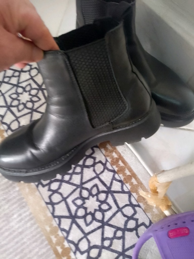 tam deri erkek bot temiz yeni gibi bundan 3 adet var park markalı botl - 4
