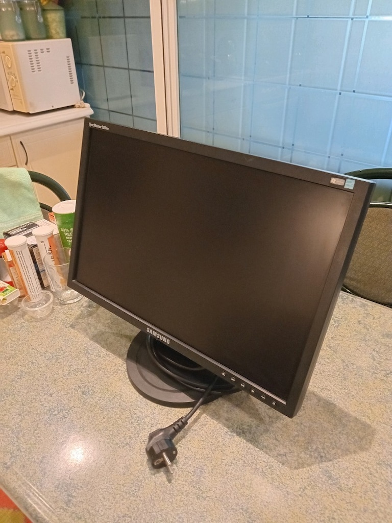 Samsung Monitör - 4