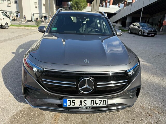 Mercedes EQB