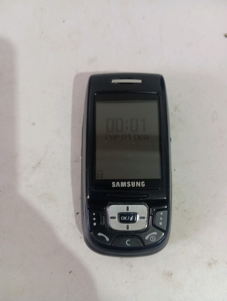 Samsung d500 - 4
