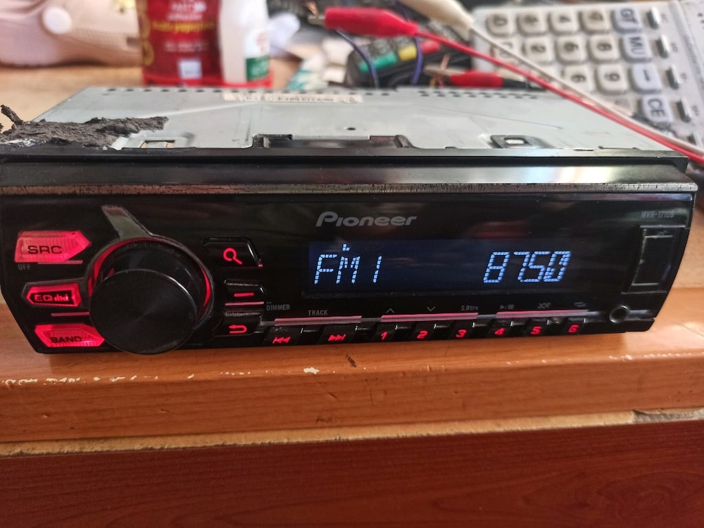 eski seri Pioneer USB AUX RADYO tek anfi çıkışli oto teyp sorunsuz - 6