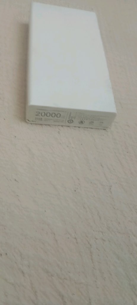 Yüksek kapasiteli Xiaomi powerbank, 20000 mAh - 6