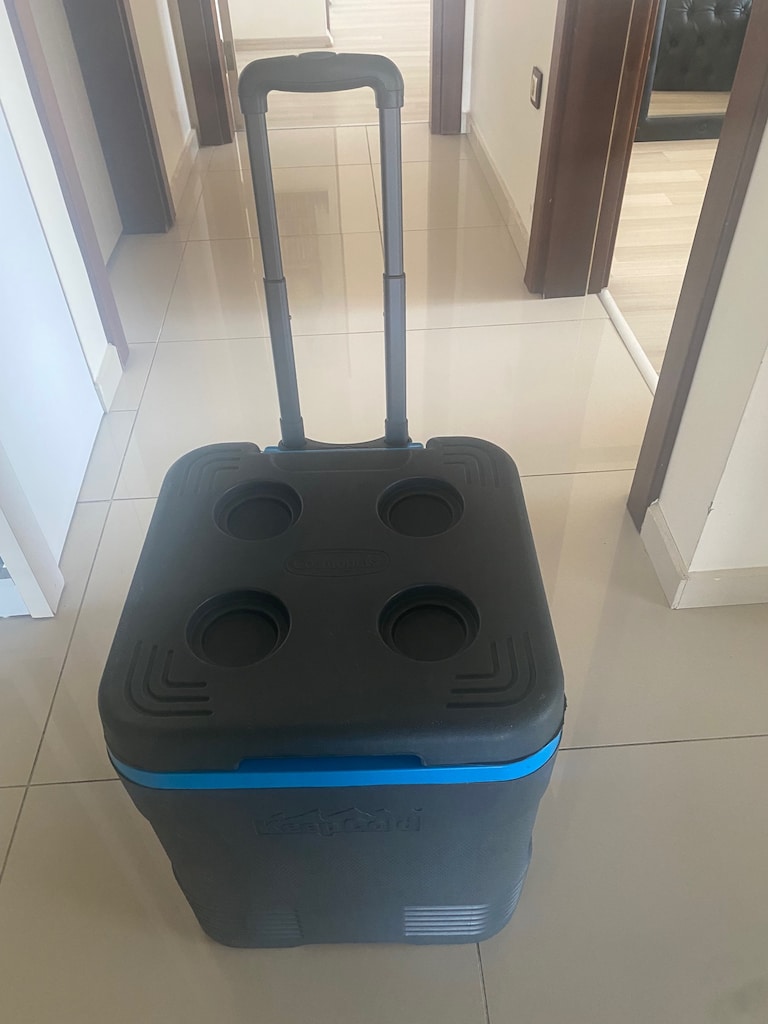 Dubai'den Alınmış KeepCold Tekerlekli Buzluk - Çok Temiz