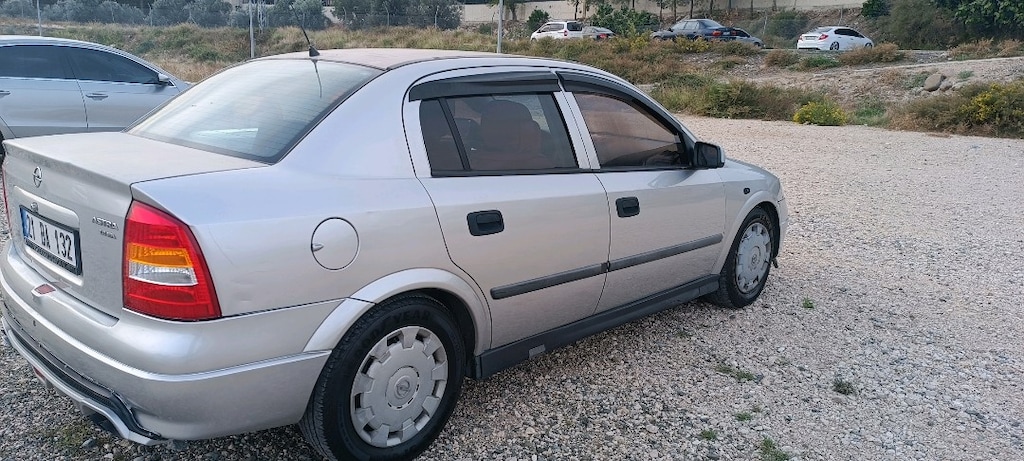 Memurdan Opel Astra 1.4 - 3