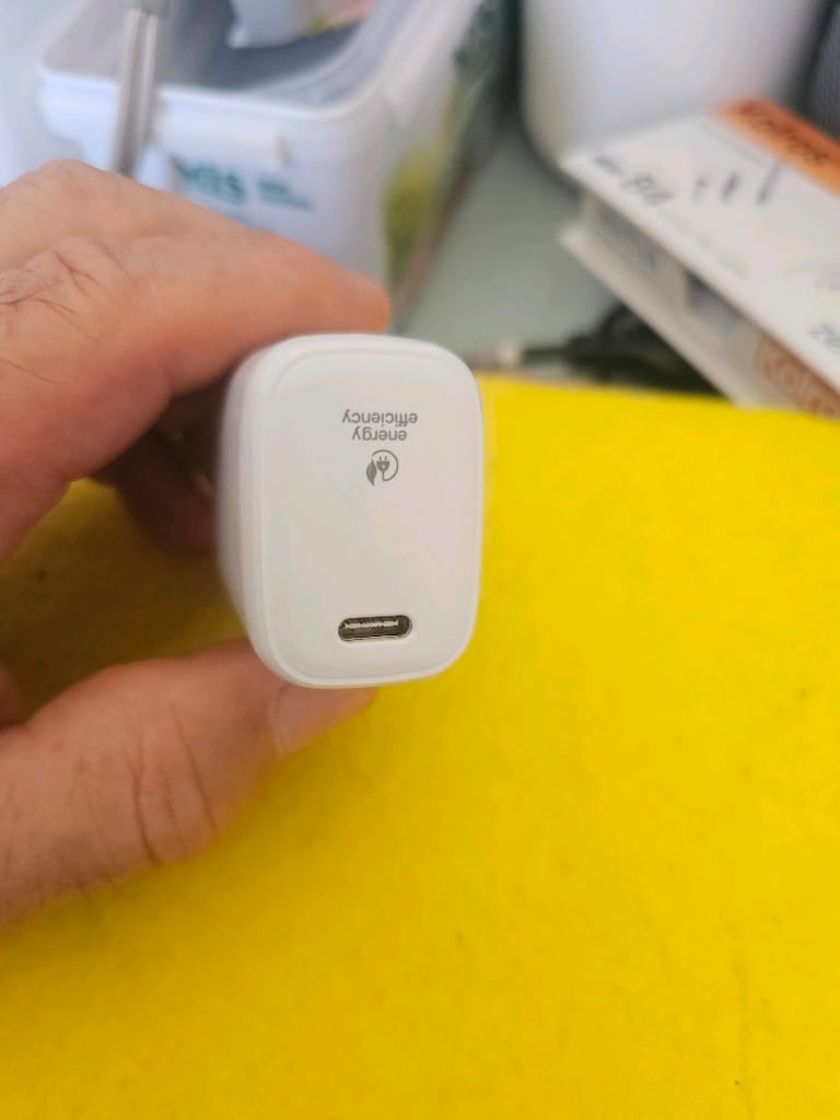 IBERRY 20W TYPE-C ŞARJ ADAPTÖRÜ - 2