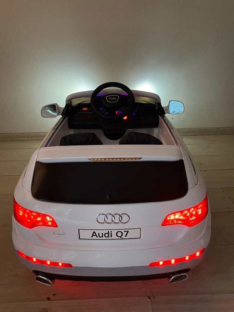 AUDİ Q7 LİSANSLI AKÜLÜ ARABA - 6