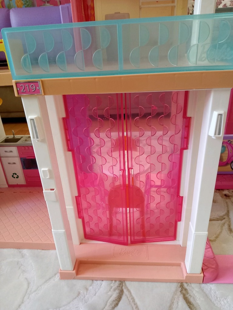 Barbie oyun evi - 6