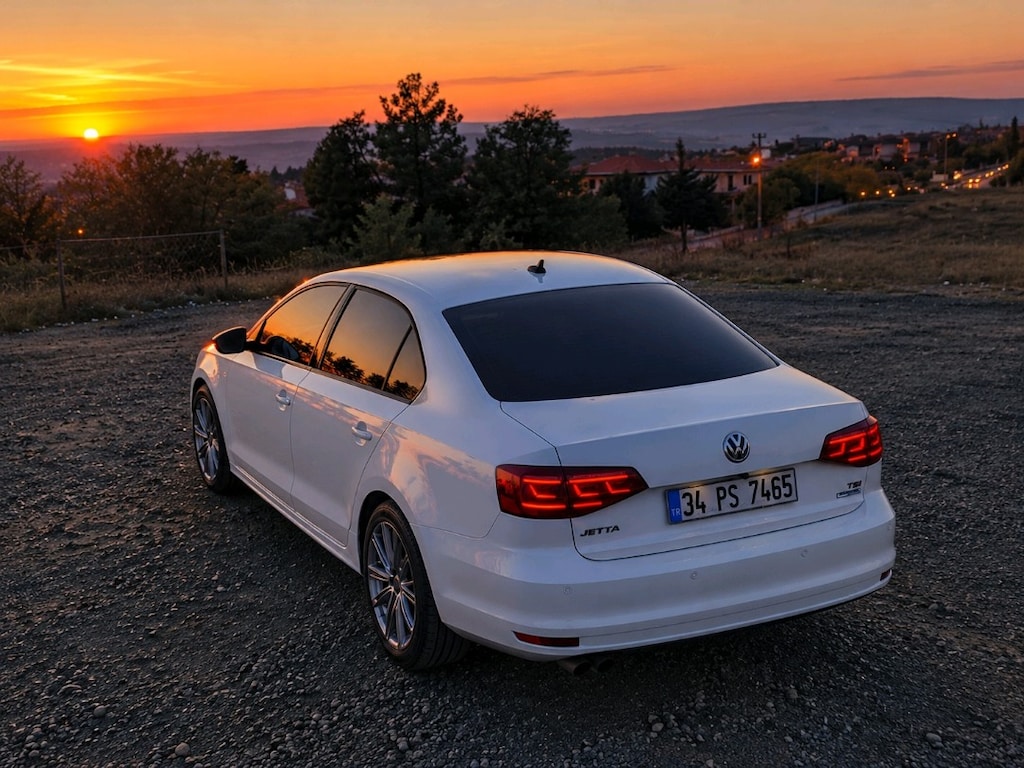 Volkswagen Jetta - 4