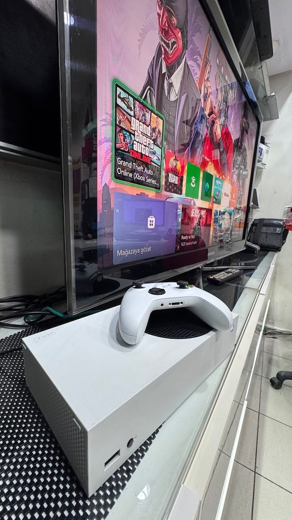 XBOX SERIES S - 512 GB - YENİ SERİ - 3