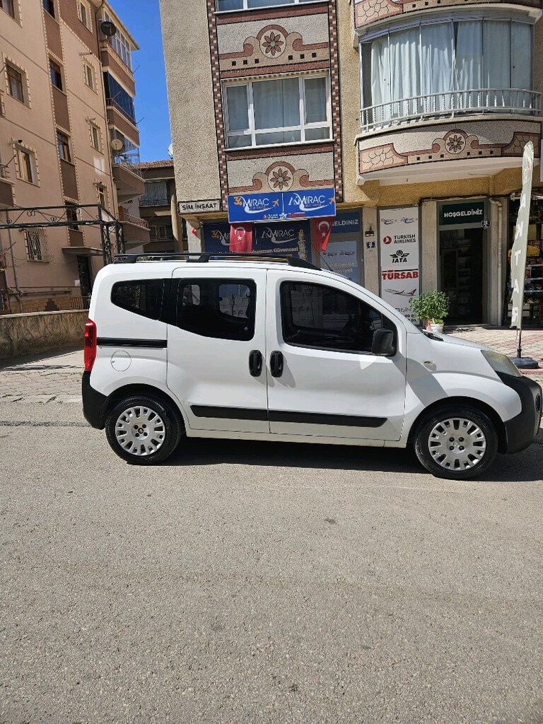 2011 Peugeot bipper 1.4 hdi comfort plas - 3