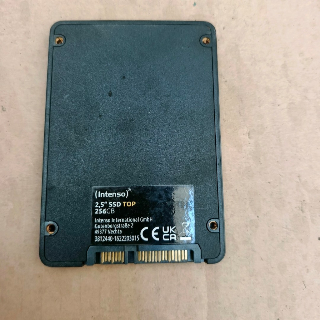 Intenso 256GB SATA III 2.5 İnç Hızlı SSD - 4
