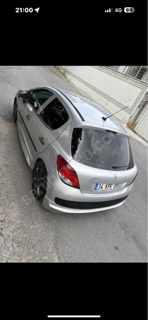 PEUGEOT 207 - 7