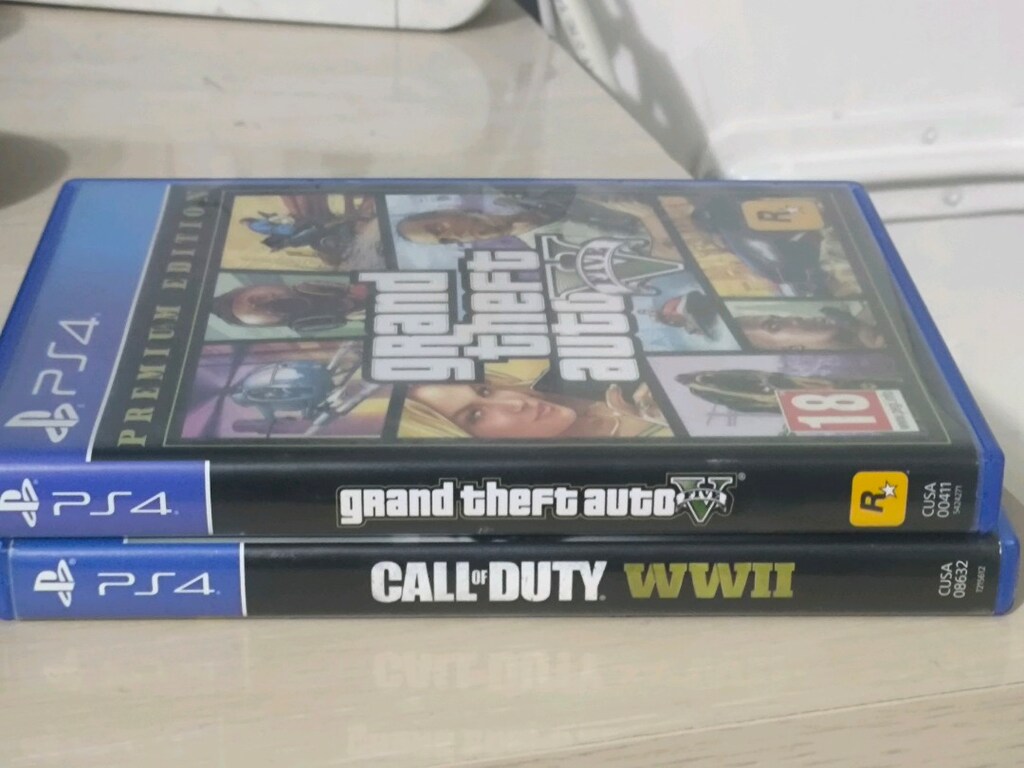PS4 slim - 4