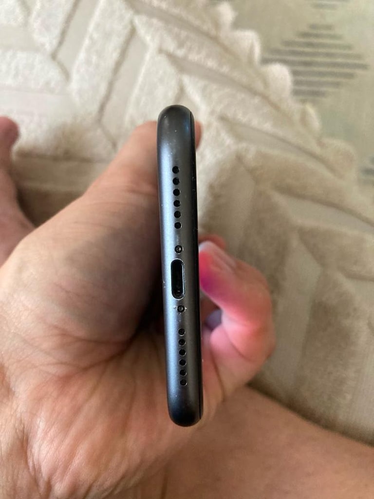 İphone 11 64 GB Siyah - 7