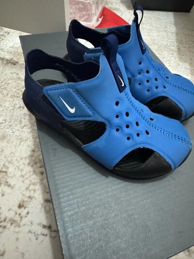 nike sandalet 27 numara