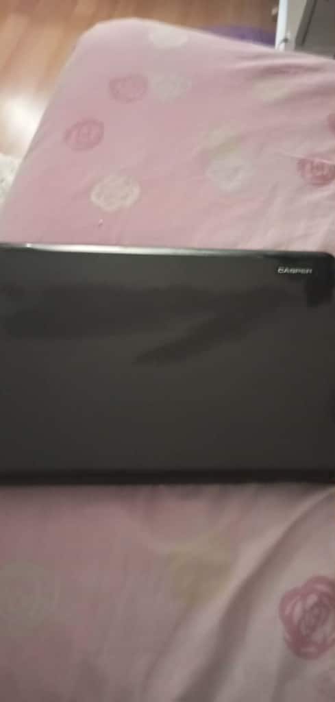 CASPER NİRVANA LAPTOP EKRANIN SAĞ ALT KÖŞESİNDE PAS LEKESİ VARDIR - 12