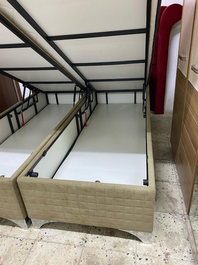 2. EL ŞIK VE TEMIZ ÇIFT KIŞILIK BAZA YATAK VE BAŞLIK - 5