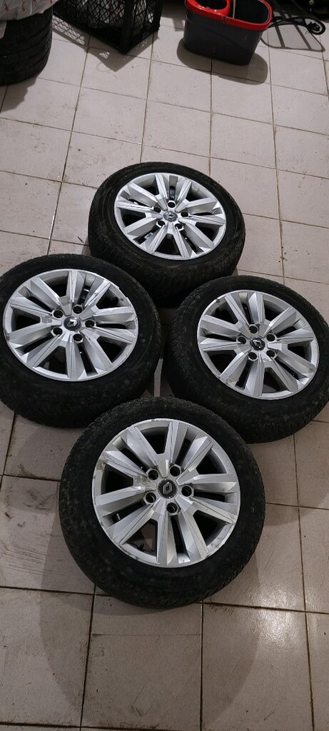 Megane 4 Orjinal jant lastik takımı - 2