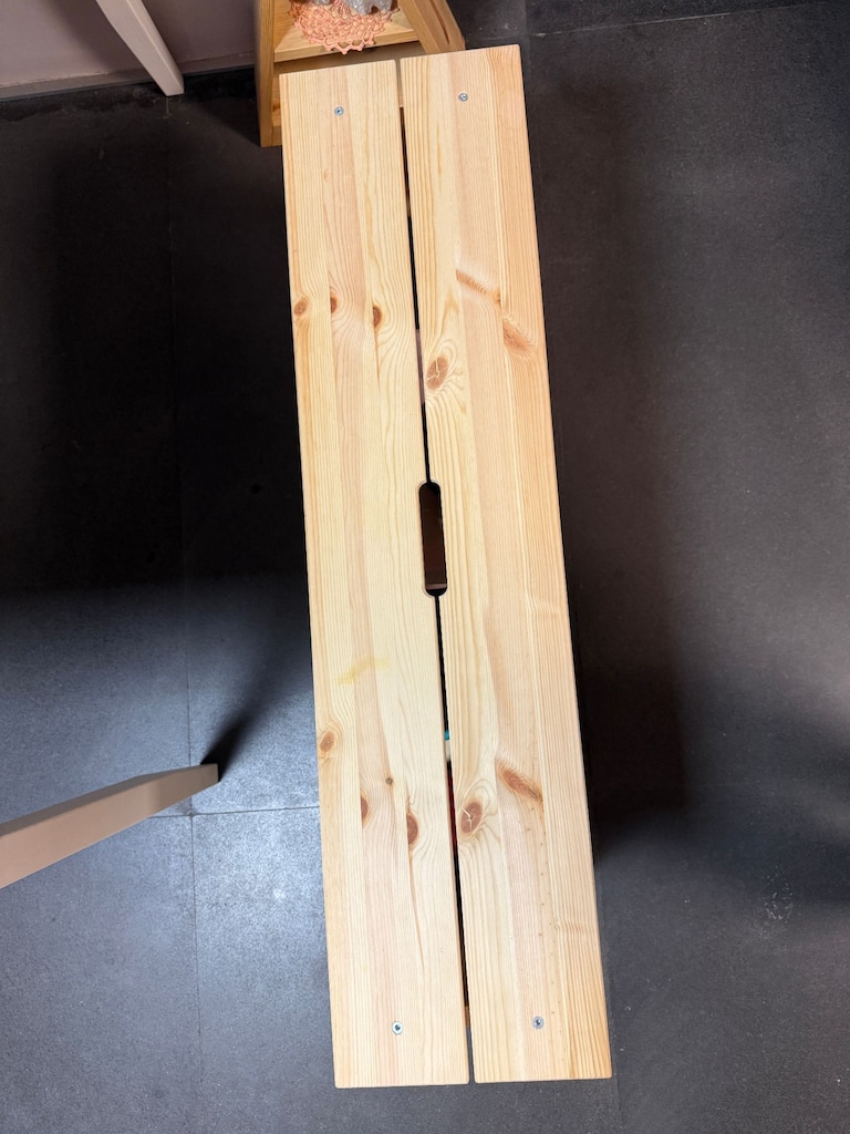 İkea Bench, Bank PERJOHAN - 2