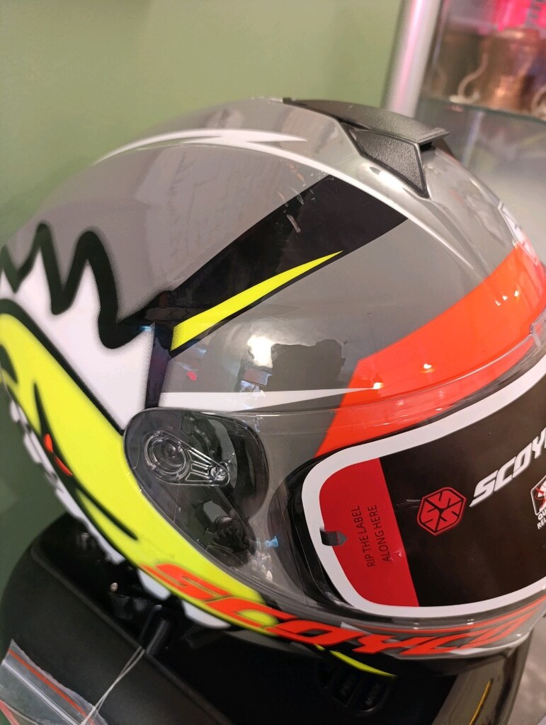 SIFIR MOTORCU KASKI KULLANILMAMIŞ - 2
